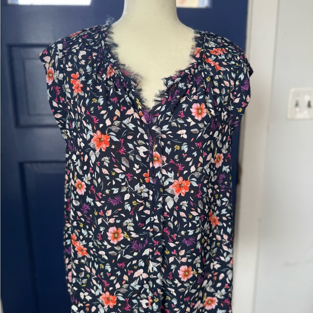 Floral Sleeveless Top with Lace Trim